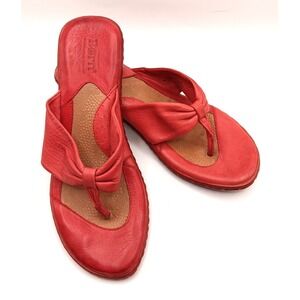 Born Handcrafted Thong Flower Sandals‎ Red Leather Women's Size 9 US